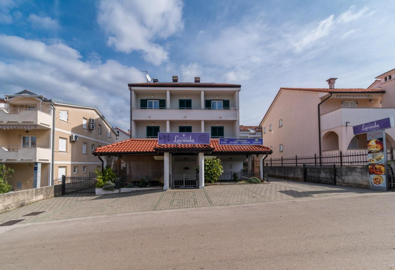Apartments & Rooms Lavanda Малинска Екстериор снимка