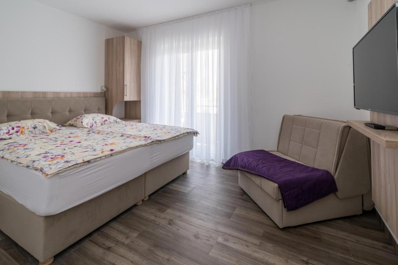 Apartments & Rooms Lavanda Малинска Екстериор снимка