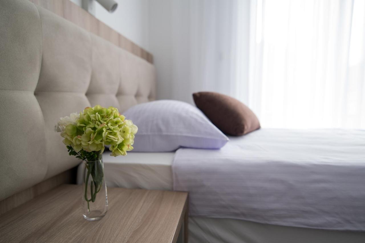 Apartments & Rooms Lavanda Малинска Екстериор снимка
