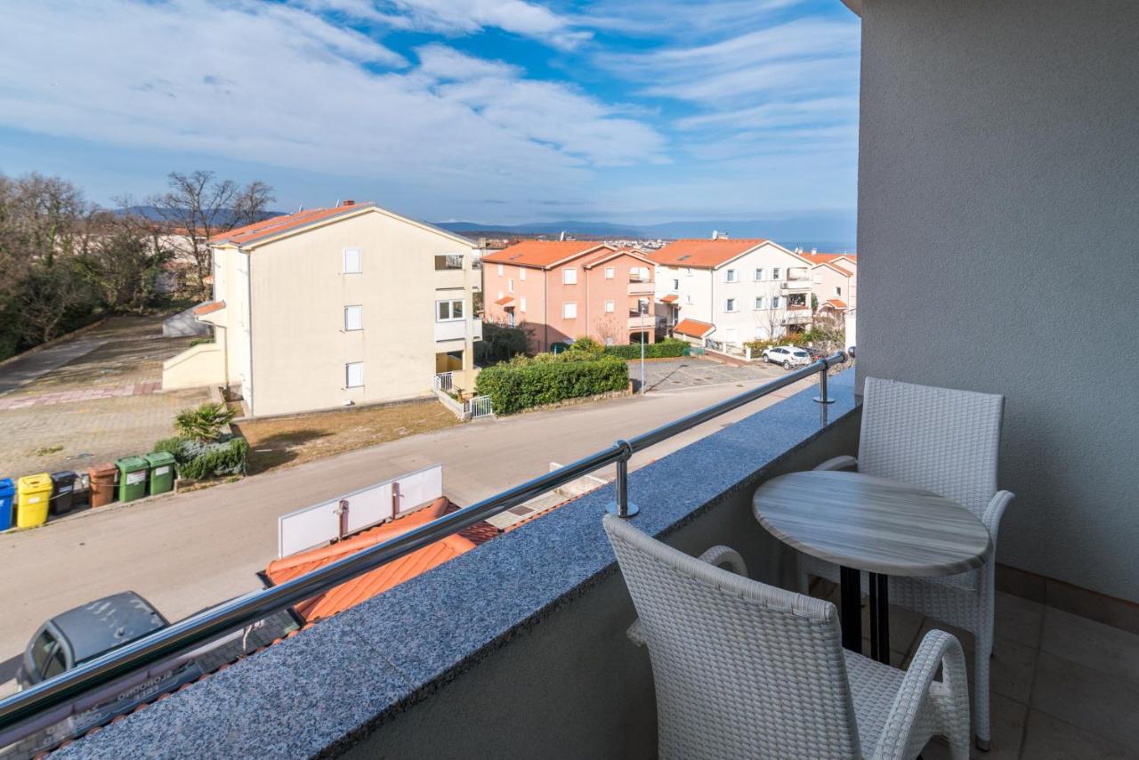 Apartments & Rooms Lavanda Малинска Екстериор снимка