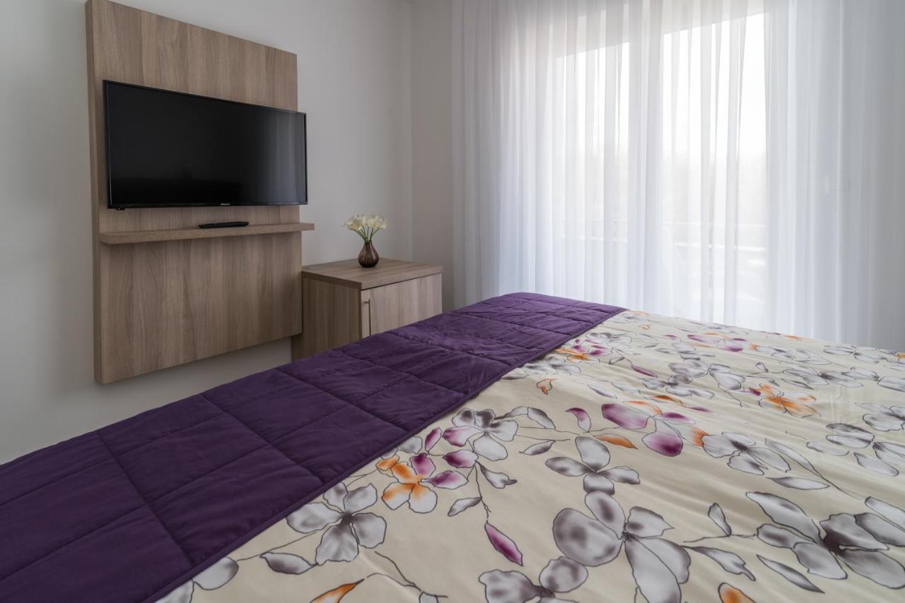 Apartments & Rooms Lavanda Малинска Екстериор снимка